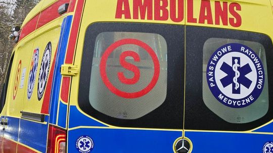 Mężczyzna spadł z czereśni pod Tarnowem. Trafił do szpitala Mężczyzna spadł z czereśni pod Tarnowem. Trafił do szpitala