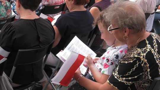 Mieszkańcy Żabna uczcili 78. rocznicę wybuchu Powstania Warszawskiego. Śpiewano nie(zakazane) piosenki