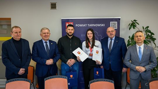 Młoda mistrzyni boksu doceniona na szczeblu powiatowym