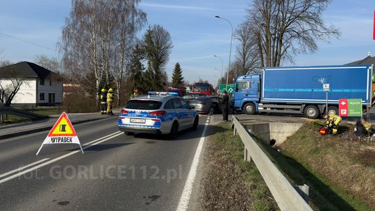Moszczenica. Trzy rozbite pojazdy, trzy osoby trafiły do szpitala