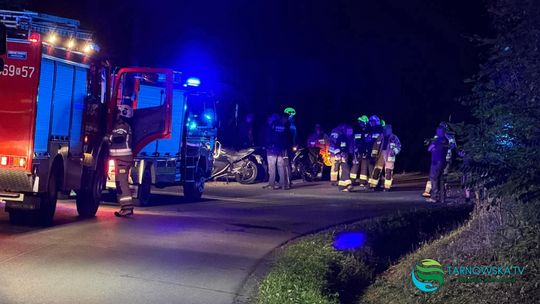 Motocyklista wpadł do rowu. Droga powiatowa zablokowana w Swoszowej