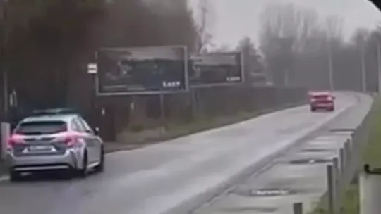 Nagranie wyciekło do sieci! Policyjny pościg za 19-latkiem z narkotykami pod Krakowem
