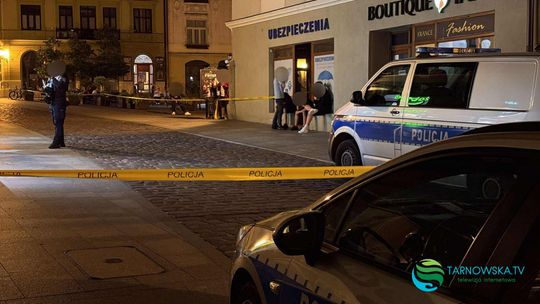 Nastolatek raniony nożem przez mężczyznę w centrum Tarnowa Nastolatek raniony nożem przez mężczyznę w centrum Tarnowa