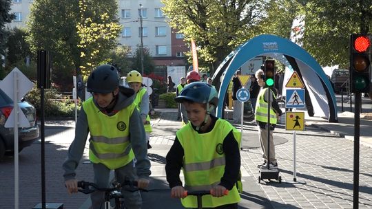 Nauka przez doświadczenie. Dąbrowski Rynek pełen drogowych wyzwań