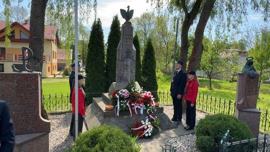 Niech się święci 3 Maja! W gminie Skrzyszów uczczono rocznicę uchwalenia Konstytucji Niech się święci 3 Maja! W gminie Skrzyszów uczczono rocznicę uchwalenia Konstytucji
