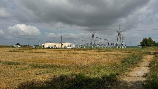 Niedomice. Pracownik firmy energetycznej porażony prądem. Trafił do szpitala!