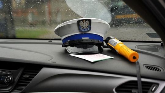 Nietrzeźwy 26-latek zabrał cudzy samochód żeby pojechać do koleżanki