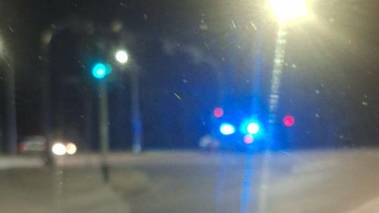 Nocna akcja policji na tarnowskich osiedlach. Wzmożone patrole po zgłoszeniach o „pseudokibicach”