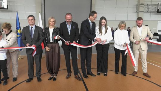 Nowa hala sportowa w Tarnowie – spełnione marzenie uczniów i nauczycieli Nowa hala sportowa w Tarnowie – spełnione marzenie uczniów i nauczycieli