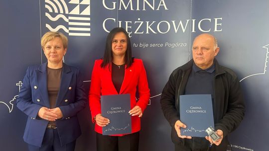 Nowe oświetlenie przy DW 977 w Bogoniowicach. Umowa za 198 tys. zł podpisana