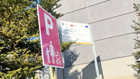 Nowe oznaczenia na parkingu przy MCM w Mościcach. Kogo dotyczy?