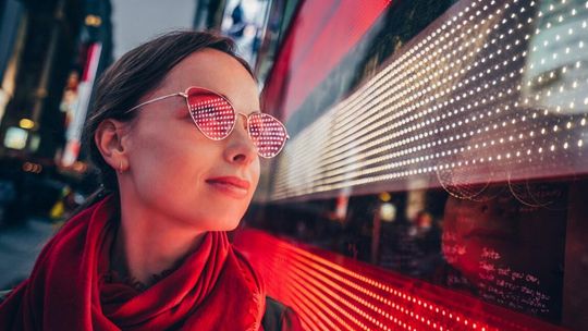 Nowoczesna reklama wizualna dla lokalnego biznesu: co sprawdza się w obecnych czasach?