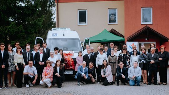 Nowy bus dla Warsztatu Terapii Zajęciowej w Łapanowie