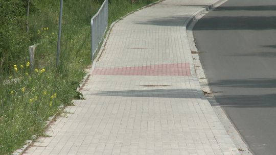 Nowy chodnik i ścieżka rowerowa w gminie Zakliczyn