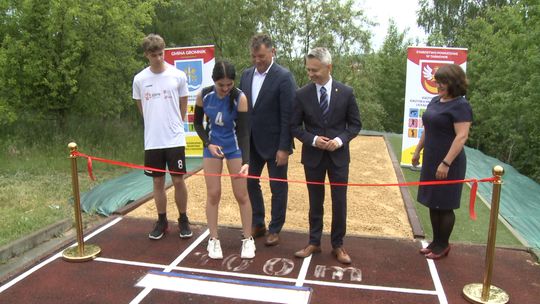 Nowy obiekt do sportów lekkoatletycznych powstał przy szkole w Gromniku