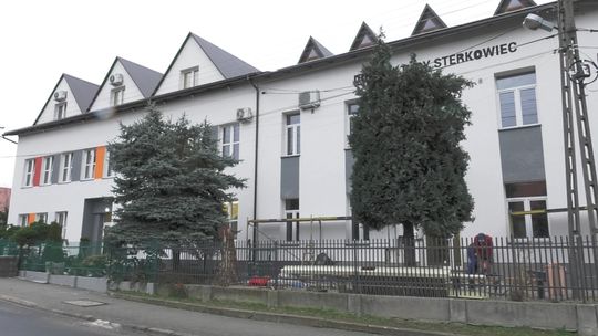 Ostatnie prace remontowe w szkole i Domu Kultury w Sterkowcu