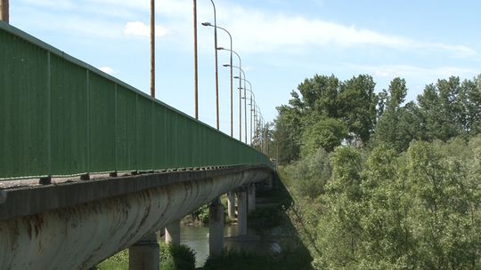 Ostrów. Remont mostu na Dunajcu nie jest zagrożony