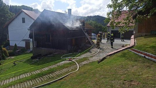 Palił się drewniany dom w Jamnej k/Zakliczyna
