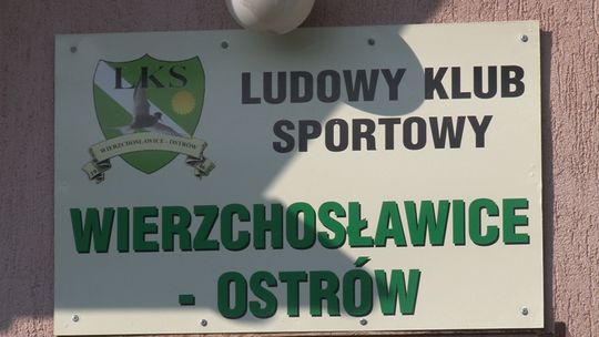 Pierwsza liga zagościła na boisku w Wierzchosławicach