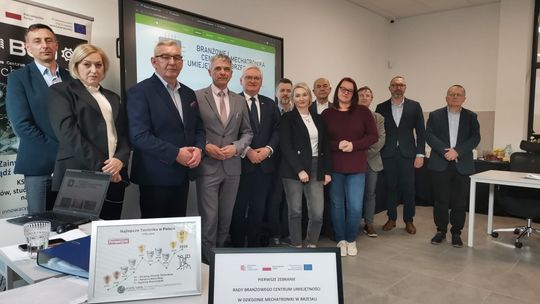 Pierwsze posiedzenie Rady Branżowego Centrum Umiejętności w dziedzinie mechatroniki w Brzesku