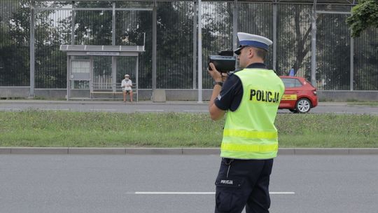 Pijany i bez prawa jazdy na ulicach Tarnowa. Dzięki czujności kierowców prowadzący bmw został złapany