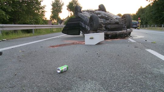 Pijany kierowca BMW dachował na DK 94 w Wojniczu