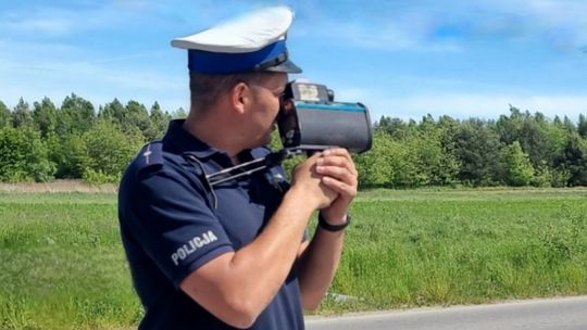 Pijany kierowca chciał przekupić policjantów. Zaproponował im 500 złotych