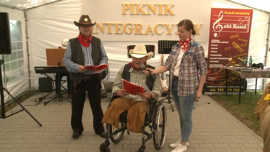 Piknik integracyjny w stylu country w DPS-ie w Wietrzychowicach