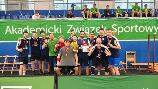 Piłkarze ręczni AT siódmą drużyną Akademickich Mistrzostw Polski Piłkarze ręczni AT siódmą drużyną Akademickich Mistrzostw Polski