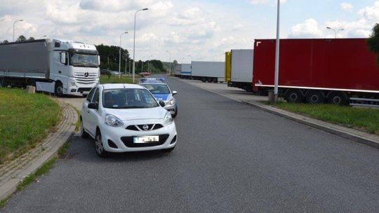 Plaga pijanych kierowców w regionie. Rekordzistka jechała autostradą i popijała piwo