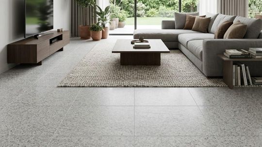 Płytki granitowe – trwałość na lata wewnątrz i na zewnątrz domu