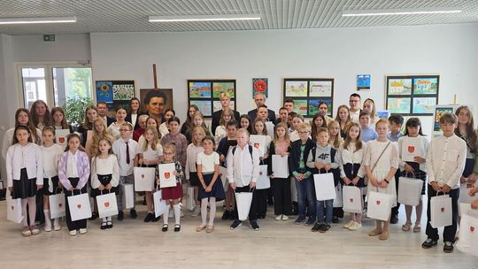 Poezja Marii Kozaczkowej oczami młodych artystów Poezja Marii Kozaczkowej oczami młodych artystów