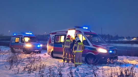Policja o akcji ratunkowej na Dunajcu. Dwie osoby wyciągnięte z lodowatej wody