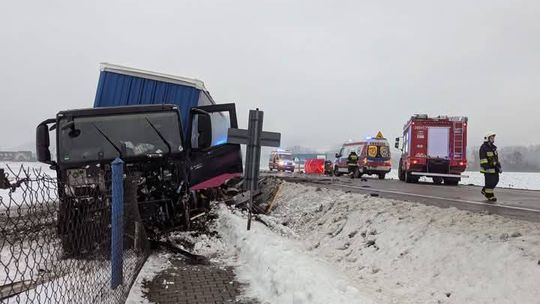 Policja poszukuje świadków wypadku drogowego ze skutkiem śmiertelnym, do którego doszło w Łososinie Dolnej