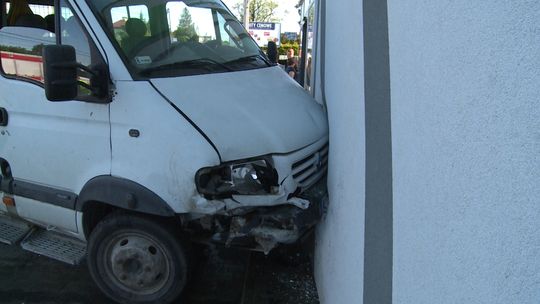 Policja złapała kierowcę, który uciekł po spowodowaniu wypadku w Koszycach Wielkich. 19-latek był pod wpływem środków odurzających