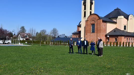 Ponad 8 mln zł dofinansowania na nowe przedszkole w Pogórskiej Woli. Inwestycja za ponad 20 mln zł