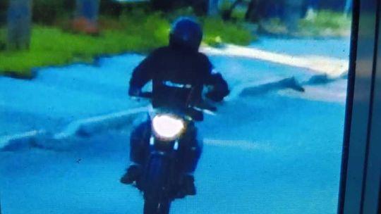 Poszukiwany motocyklista przez tarnowską policję, który potrącił policjanta