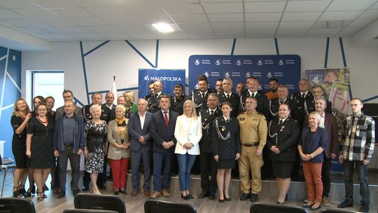 Potrzebny sprzęt trafił do jednostek OSP z terenu gminy Tarnów