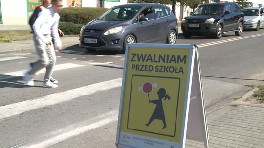 Powiat dąbrowski dba o bezpieczeństwo uczniów w drodze do szkoły