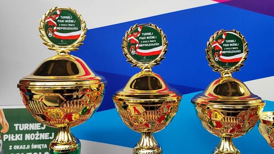 Powiat dąbrowski uczcił niepodległość tradycyjnym turniejem piłkarskim