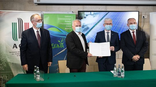 Powiększa się HUB Naukowo-Technologiczno-Biznesowy w Miękini