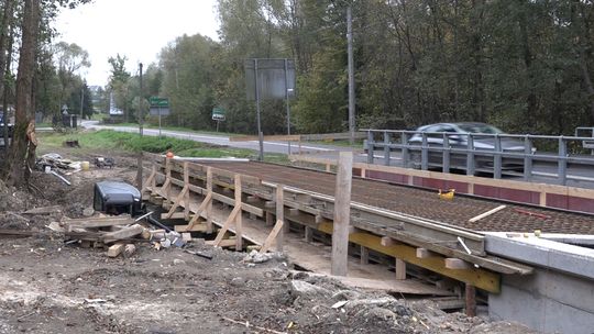 Powstaje kładka na Wątoku między gminą Skrzyszów i Ryglice