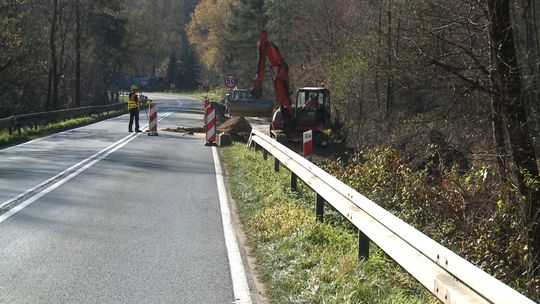 Powstaje nowy odcinek ścieżki rowerowej w gminie Zakliczyn. Wpisze się on w trasy EuroVelo 11 i VeloDunajec Powstaje nowy odcinek ścieżki rowerowej w gminie Zakliczyn. Wpisze się on w trasy EuroVelo 11 i VeloDunajec