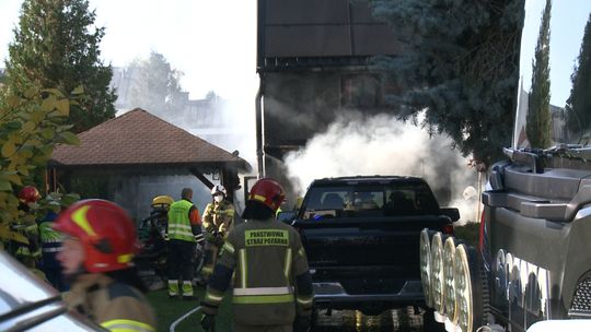 Pożar budynku gospodarczego w Zbylitowskiej Górze. Szybka akcja strażaków zapobiegła tragedii Pożar budynku gospodarczego w Zbylitowskiej Górze. Szybka akcja strażaków zapobiegła tragedii