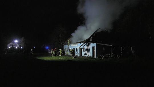 Pożar budynku w Nowych Żukowicach