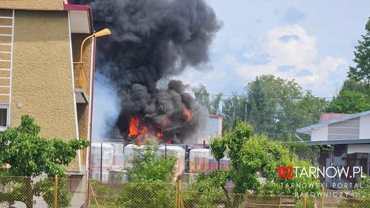 Pożar przy ulicy Fabrycznej w Tarnowie Pożar przy ulicy Fabrycznej w Tarnowie