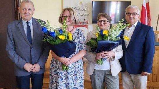 Pożegnanie pracowników Urzędu Miejskiego w Dąbrowie Tarnowskiej przechodzących na emeryturę