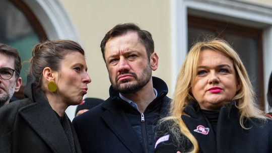 Protest na krakowskim Kazimierzu: Prezydent Miszalski wstrzyma budowę hotelu? [FOTO, FILM]