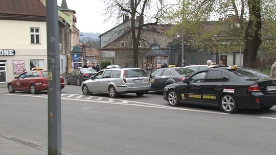 Przedstawiciele magistratu spotkali się z taksówkarzami. Będą zmiany w komunikacji