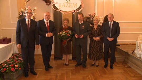 Przeżyli razem 50 lat. Małżonkowie z gminy Tarnów świętowali Złote Gody